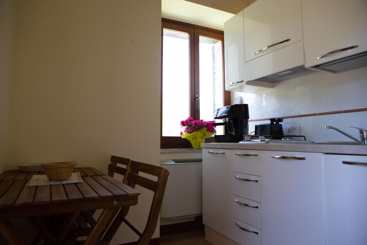 Agriturismo I Melograni Ферентилло Экстерьер фото
