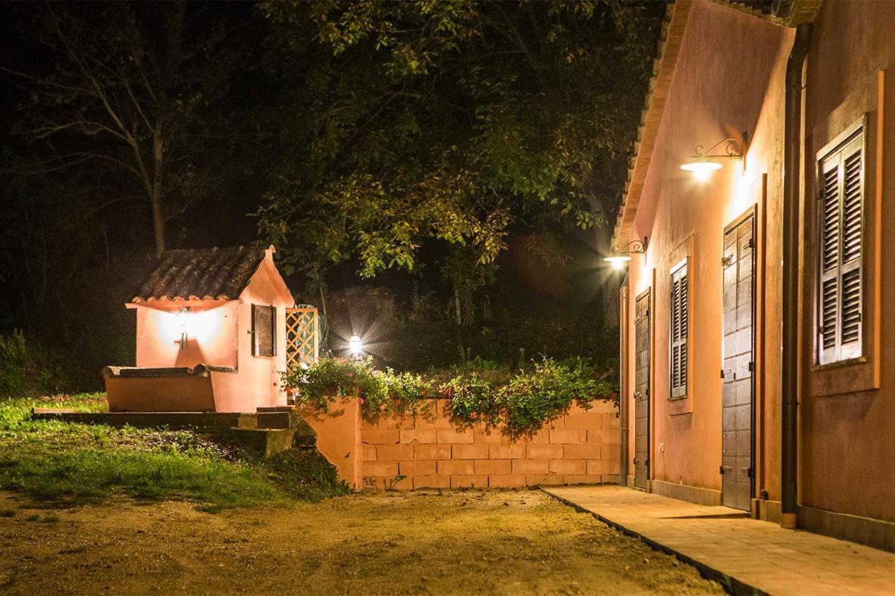 Agriturismo I Melograni Ферентилло Экстерьер фото